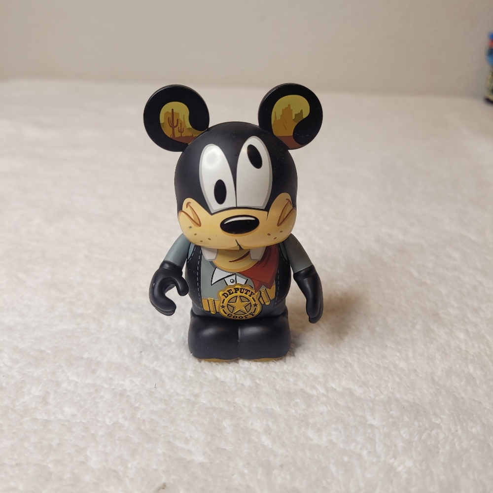 Vinylmation Disney Western Goofy figure
